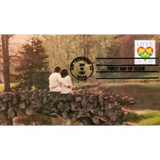 #2248 LOVE - Hearts Spiro FDC